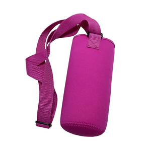 <span class=keywords><strong>Bolsa</strong></span> <span class=keywords><strong>de</strong></span> Neopreno para Botella <span class=keywords><strong>de</strong></span> <span class=keywords><strong>Agua</strong></span> <span class=keywords><strong>con</strong></span> Correa Ajustable para el Hombro, Precio <span class=keywords><strong>de</strong></span> Fábrica, Tamaño Personalizado - Product Image 4
