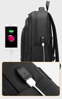 Mochila para Portátil Unisex de Moda, de Nailon, Resistente al Agua y al Aceite, Antimanchas, con Carga USB, Múltiples Bolsillos, Transpirable y Acolchada