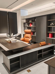 Vente en gros de chaises de bureau ergonomiques JORI en cuir véritable traditionnel, fonction massage, taille personnalisable, cadre en aluminium - Product Image 6