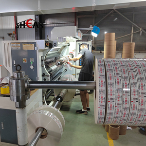 Film <span class=keywords><strong>d</strong></span>'emballage en plastique de qualité alimentaire imprimé personnalisé thermoscellage automatique laminé pour lingettes pour bébé <span class=keywords><strong>huile</strong></span> <span class=keywords><strong>d</strong></span>'<span class=keywords><strong>olive</strong></span> pour biscuits au chocolat - Product Image 5