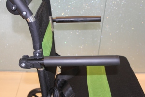 Silla de ruedas plegable ultraligera de aluminio de tránsito de transferencia portátil - Product Image 4