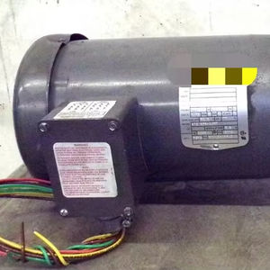 Nuevo Motor Industrial Original Listo para Usar VM3558 2 HP GROVE GOLD REDUCER GD BM2242 Relación 101 Controlador de Programación PLC - Product Image 1