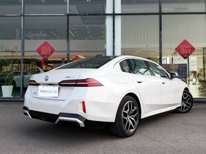 Berline électrique 2025 I5 <span class=keywords><strong>EDrive</strong></span> 40L M Sport Euro VI, conduite à gauche, 250 kW, propulsion arrière, 713 km d'autonomie, charge rapide DC, cockpit numérique incurvé - Product Image 5