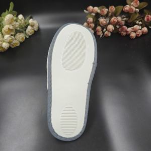 <span class=keywords><strong>Ciabatte</strong></span> personalizzate hotel per bambini in velluto bianco pantofole a punta chiusa <span class=keywords><strong>con</strong></span> cinghie elastiche - Product Image 6