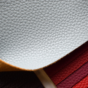 Cuir synthétique gaufré pour sacs, pochettes et cabas - Product Image 1