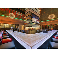 Comptoirs de restaurant modernes en pierre translucide Corian à LED, en forme de U, pour buffet et bar