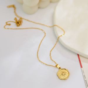 Pvd 18k गोल्ड प्लेटेड स्टेनलेस स्टील क्रॉस लिंक केबल चेन आठ-नुकीले स्टार सिक्का डिस्क पेलेंट नेकलेस गैर तिरनिश गहने - Product Image 5