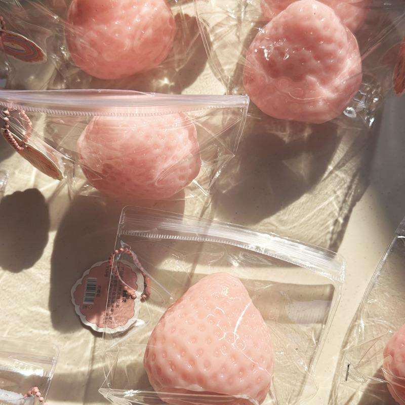 High Quality Soft Relief Toy Sweet Strawberry Silicone in Funny Fruit Shape Top Knead Rotten Educational TPR Taba Squishy Toys