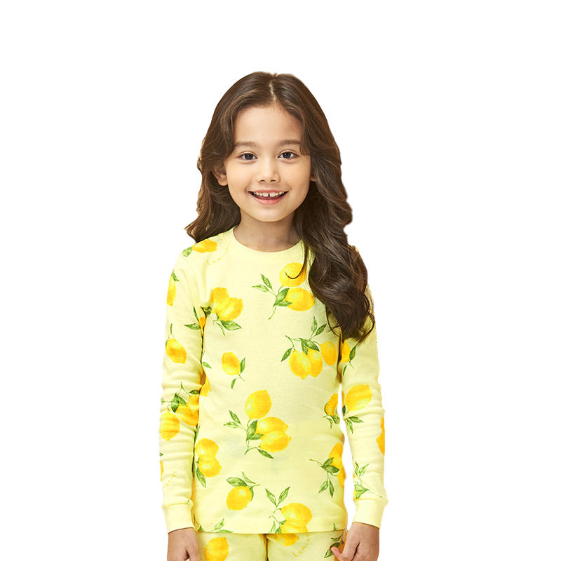 ผลไม้สีเหลืองสดใส