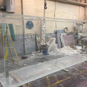 Superbe aquarium à cylindre rectangulaire intérieur/extérieur personnalisé Aquariums en plastique acrylique en fibre de verre Usine de corail pour la vie marine - Product Image 4