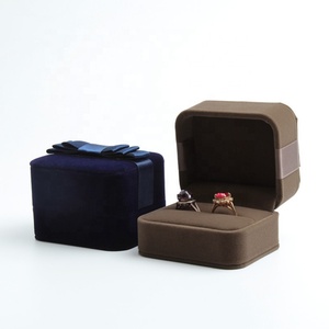 Classic Design Velvet Cardboard <b>Small</b> Jewelry <b>Box</b> Rectangle Shape - Product Image 1
