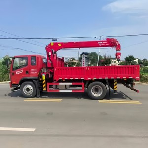 Grue à flèche rigide montée sur camion FAW 4x2 de 7 tonnes haute performance, grue de chargement de 5 tonnes pour la logistique - Product Image 2