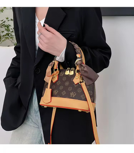 Bolso Tote Casual de Moda para Mujer, Cierre Abierto, Correa Desmontable, Impermeable, de Lujo, para Uso Diario en la Oficina - Product Image 3