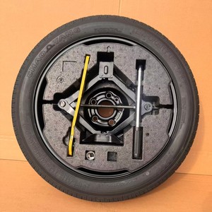 Para Venta al por Mayor <span class=keywords><strong>de</strong></span> Neumáticos <span class=keywords><strong>de</strong></span> Repuesto Pequeños Toyota Platinum Smart 3X BZ3X para Vehículos <span class=keywords><strong>de</strong></span> Nueva Energía Fenglanda - Product Image 4