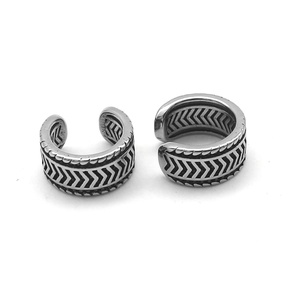 Manchette d'oreille pour homme en acier inoxydable 316L, étanche, hypoallergénique, motif chevron flèche, large bande, sans perçage, clip, style vintage tribal, cadeau - Product Image 5