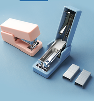 Hefter Student Small Stapler Office Kleine mühelose Hefter bindung für Dokument Office Geschenk artikel