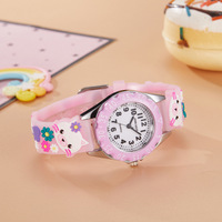 Montre pour enfants Dinosaure Football Dessin Animé pour Garçons Filles Boîtier en Alliage 10mm Résistante à l'Eau Affichage de l'Heure Uniquement Montre à Quartz en Silicone