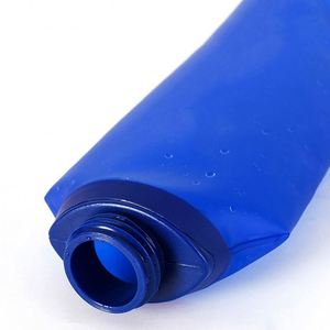 Échantillon gratuit de bouteille pliable de luxe pour la course à pied, fabriquée en Chine, sans BPA, par un fabricant d'accessoires de boisson. - Product Image 3