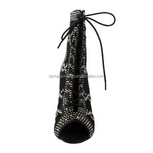 Bota <span class=keywords><strong>de</strong></span> <span class=keywords><strong>baile</strong></span> <span class=keywords><strong>de</strong></span> suela blanda negra personalizada para mujer, tacones <span class=keywords><strong>de</strong></span> cristal <span class=keywords><strong>de</strong></span> satén <span class=keywords><strong>latino</strong></span> con cremallera <span class=keywords><strong>de</strong></span> 8CM - Product Image 2