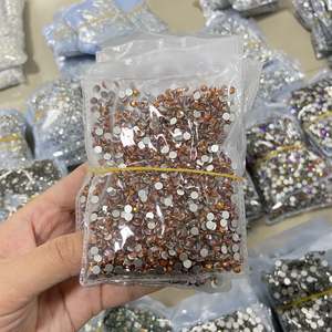 เพชรตกแต่งเล็บสีเพอริดอท Whatstone SS3-SS50 แบบหลังแบน จำนวนมาก - Product Image 5