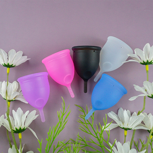 Emballage personnalisé coupe menstruelle médicale en silicone période étanche coupes menstruelles <span class=keywords><strong>pour</strong></span> les femmes - Product Image 1