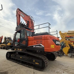 Escavatore DOOSAN 225 Usato da 22 Tonnellate, 90% Nuovo, Originale Coreano con Certificazioni EPA e CE, per Scavi Agricoli, Modello DOOSAN DX225LC - Product Image 4