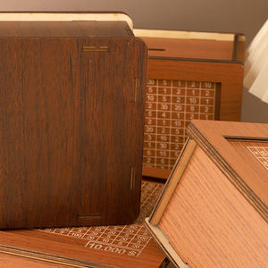 Tirelire en bois personnalisée avec numéro pour la décoration intérieure et le rangement d'argent - Product Image 5