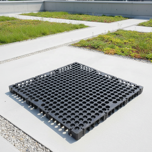 Panneaux de drainage en nid d'abeille en PP noir légers et faciles à installer sous l'herbe artificielle <span class=keywords><strong>sur</strong></span> le terrain de football - Product Image 4