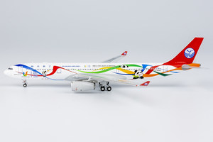 โมเดลเครื่องบินโลหะ 1/400 สายการบินเสฉวน รุ่น <span class=keywords><strong>A330</strong></span>-<span class=keywords><strong>300</strong></span> ลายแพนด้า หมายเลข B-5945 - Product Image 2