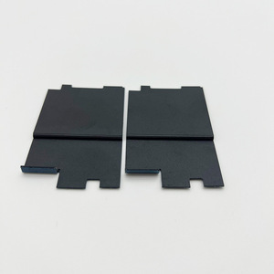 Lámina de Aislamiento de Policarbonato Negra, Ignífuga, para Componentes Electrónicos y Eléctricos, Grado de Moldeo por Inyección - Product Image 4