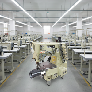 Macchina da cucire industriale con funzione di alimentazione manuale, dotata di capacità di cucitura a tre fili e cinque linee. RN9300-C - Product Image 1