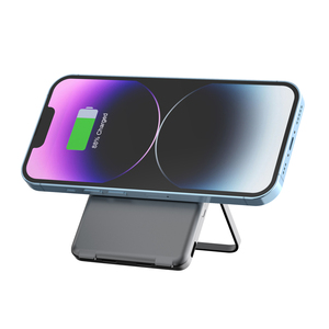 Batterie externe magnétique 5000 mAh à logo personnalisé, chargeur sans fil 15W, charge rapide PD 20W, corps ultra-fin en alliage d'aluminium – Vente chaude - Product Image 4
