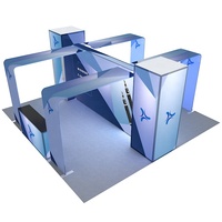Stand d'exposition moderne modulaire 20x20 avec toile tendue rétroéclairée par LED pour les promotions, les expositions, les ventes et les événements