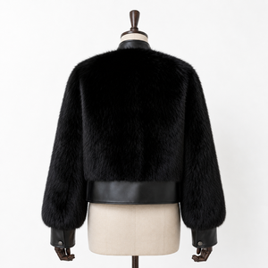 Poncho Invernale da <span class=keywords><strong>Donna</strong></span> in Vera <span class=keywords><strong>Pelliccia</strong></span> di Volpe Nero Intenso, Antivento, Tinta Unita, con Fodera <span class=keywords><strong>Corta</strong></span> in Poliestere, Chiusura a Cerniera e Corsetto in Pelle - Product Image 6