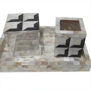 Ensemble brûleur d'encens Mabkhara artisanal 100% naturel Sands Arabia, bois de santal et anis étoilé, incrustation de nacre, thème religieux indien - Product Image 1