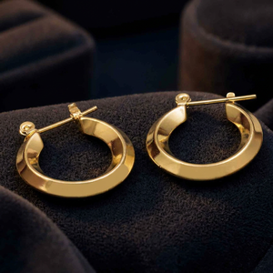 Pendientes de Aro de Moda Chapados en Oro de 14K, 18K, 24K al por Mayor, Pendientes de Aro Modernos de Latón con Baño de Oro, Diseño Clásico Personalizado - Product Image 3