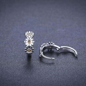 Orecchini a Cerchio con Margherite e Girasoli per Donne, Stile Naturale, Accessori per Orecchie da Indossare Quotidianamente - Product Image 5
