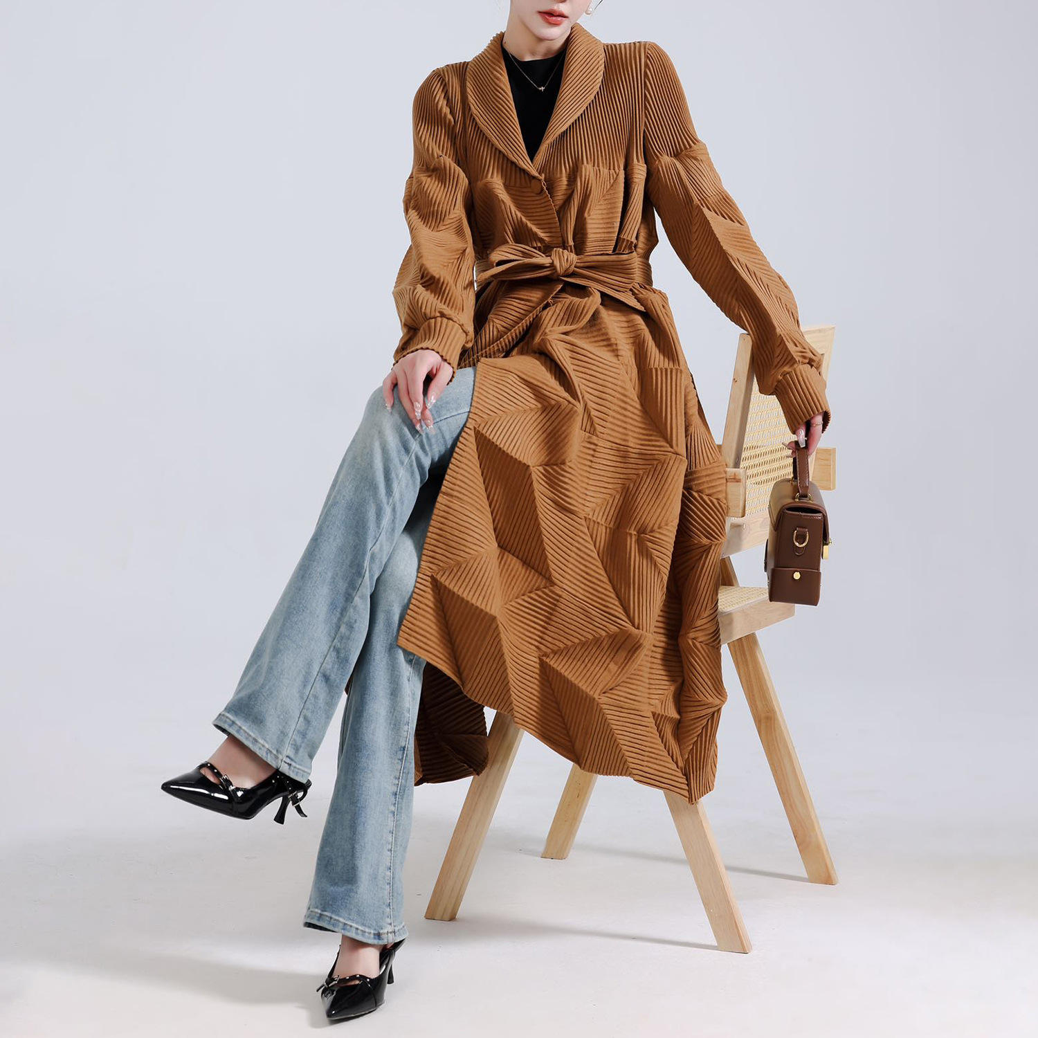 สีน้ำตาล