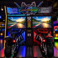 Jeu d'arcade de course de moto avec deux écrans LCD et éclairage LED pour centre de jeux commercial