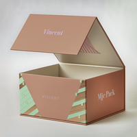 Boîte en carton magnétique en papier rigide cosmétique de vêtement avec logo personnalisé boîtes de fermeture recyclables d'emballage cadeau avec aimant