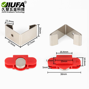 Clip magnétique Jiufa pour plinthe de meuble en acier laminé à froid, en plastique, JF-3134 - Product Image 3