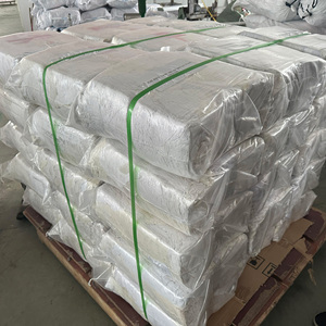 Stracci in maglia di cotone bianco 100% riciclato, in confezione da 1 libbra (10 kg), per pulizia e strofinatura - Product Image 1