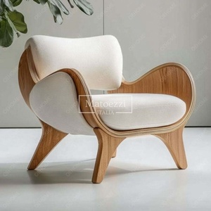 Poltrona Lounge di Lusso Leggero Stile Italiano per Soggiorno con Struttura <span class=keywords><strong>in</strong></span> <span class=keywords><strong>Legno</strong></span> Massello e Gambe <span class=keywords><strong>in</strong></span> <span class=keywords><strong>Legno</strong></span> di Quercia con Tappetino <span class=keywords><strong>in</strong></span> Tessuto - Product Image 4