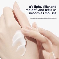 Lotion corporelle éclaircissante Moika Vc377 à la niacinamide pour l'élimination des taches de rousseur, soin hydratant pour la peau automne-hiver, livraison en gros