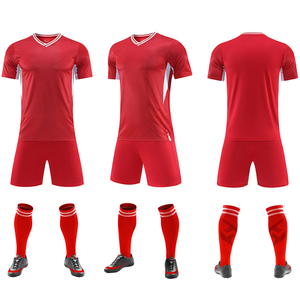Groothandel snel drogende Spandex/Polyester voetbaltenues voor heren en dames, nieuw ontwerp, hittetransfer bedrukt, korte mouwen - Product Image 4