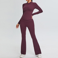Ensemble de survêtement deux pièces pour femme : Haut d'entraînement à demi-zip et pantalon évasé taille haute avec effet ventre plat, idéal pour la gym, l'entraînement, le yoga et les activités sportives