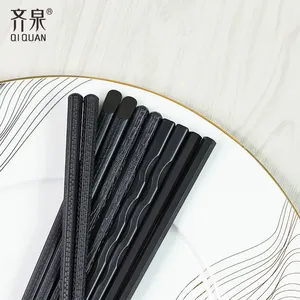 Baguettes personnalisées réutilisables Mariage Baguettes personnalisées noir foncé avec logo Sushi Baguettes personnalisées chinoises de haute qualité