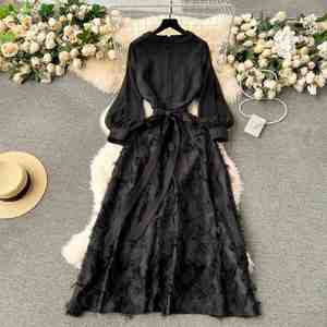 Vestido Maxi Romántico de Primavera Ecológico de Alta Calidad para Mujer Tallas Grandes con Cuello Halter, Manga Abullonada, Estilo Imperio, Patchwork y Encaje Tejido en Línea A - Product Image 4