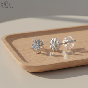 Pendientes de Copo de Nieve Elegantes y de Calidad Excepcional, Joyería de Oro Blanco de 18K con Diamantes Naturales Reales, Hechos a Mano, Brillantes - Product Image 4