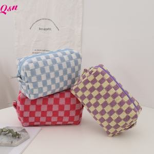 Custom Wholesale Color Plush Lady Cosmetic Pouch Exquisite Teddy Velvet Makeup <b>Bag</b> <b>Knitted</b> Cosmetic <b>Bag</b> Woolen Cosmetic <b>Bag</b> - Product Image 4